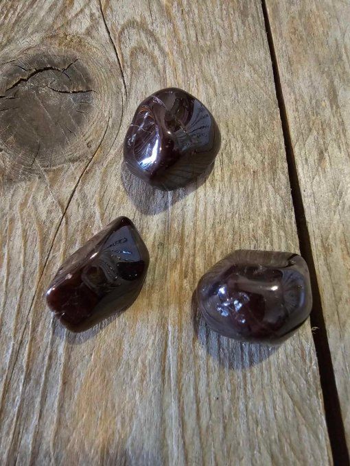 La Pierre Grenat Naturelle