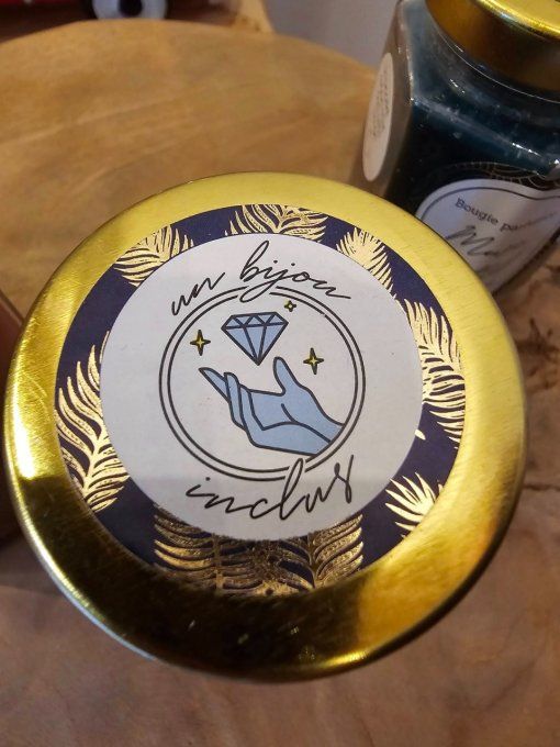 Bougie parfumée en bocal avec bijou surprise 