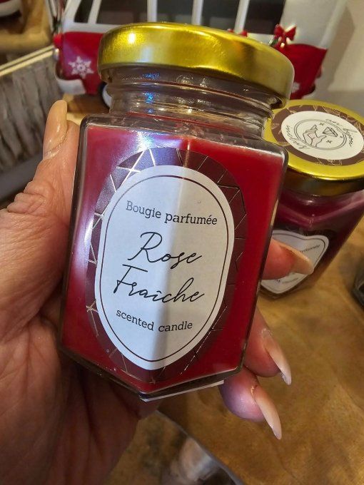 Bougie parfumée en bocal avec bijou surprise 